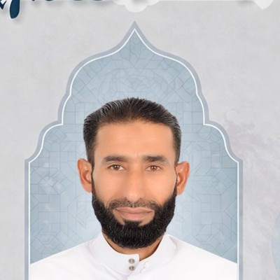 القارئ عزيز شرف
